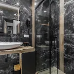 Apartmanhotel Lux Wellness By The River By Renters Prestige 4*