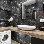 Lux Wellness By The River By Renters Prestige 4*