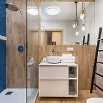 Lux Wellness By The River By Renters Prestige Apartmanhotel