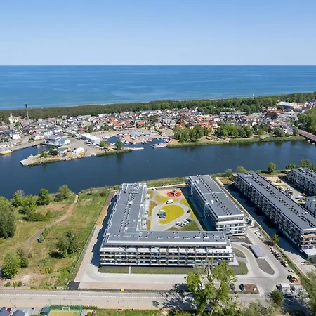 Apartmanhotel Lux Wellness By The River By Renters Prestige 4*