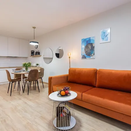 Lux Wellness By The River By Renters Prestige