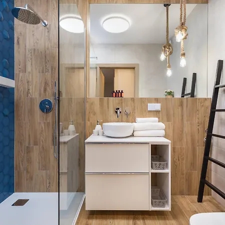 Lux Wellness By The River By Renters Prestige Aparthotel