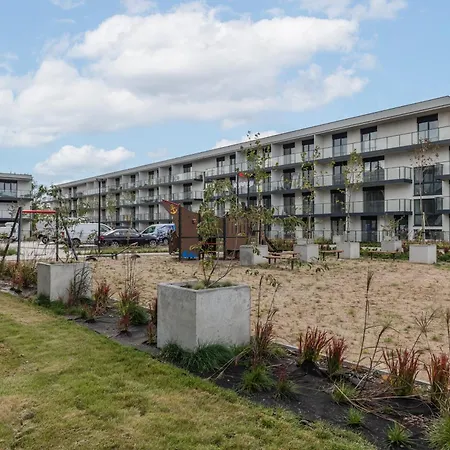 Lux Wellness By The River By Renters Prestige