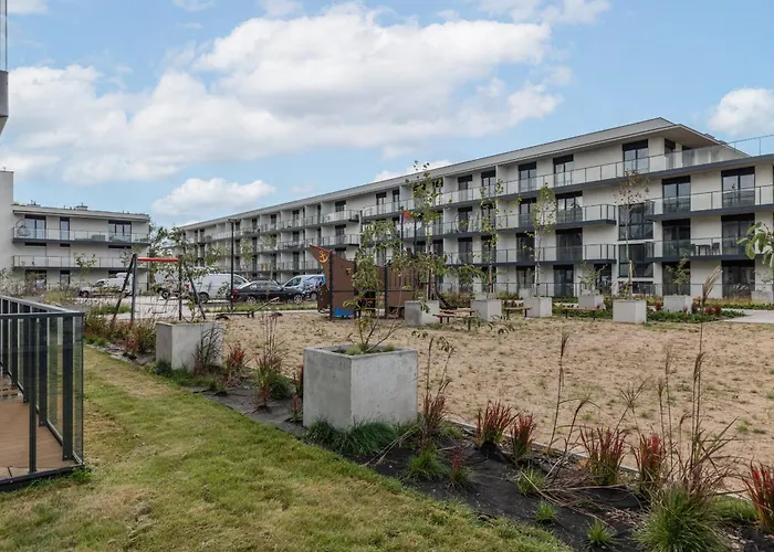 Lux Wellness By The River By Renters Prestige